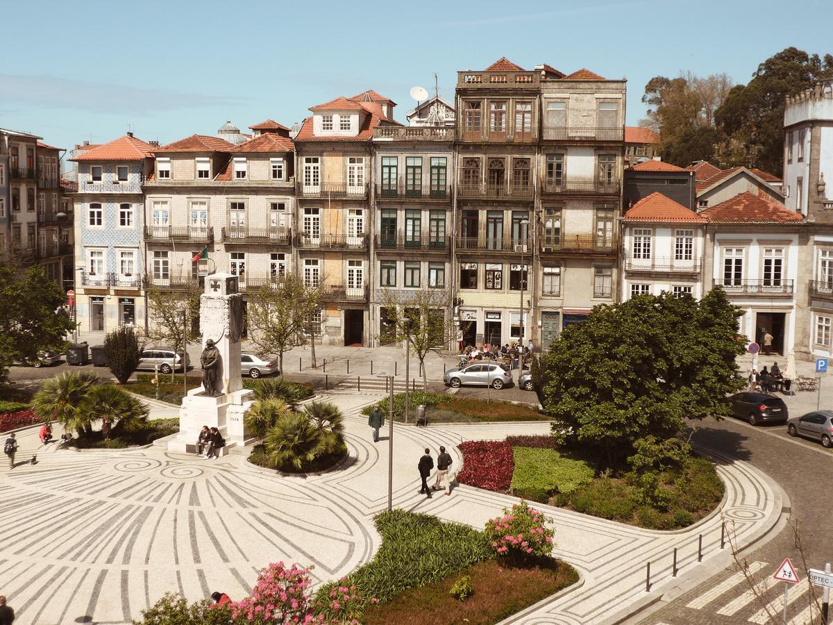 Carlos Alberto Balcony * Oporto